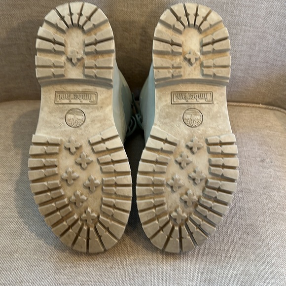 Timberland Boots - Picture 6 of 7